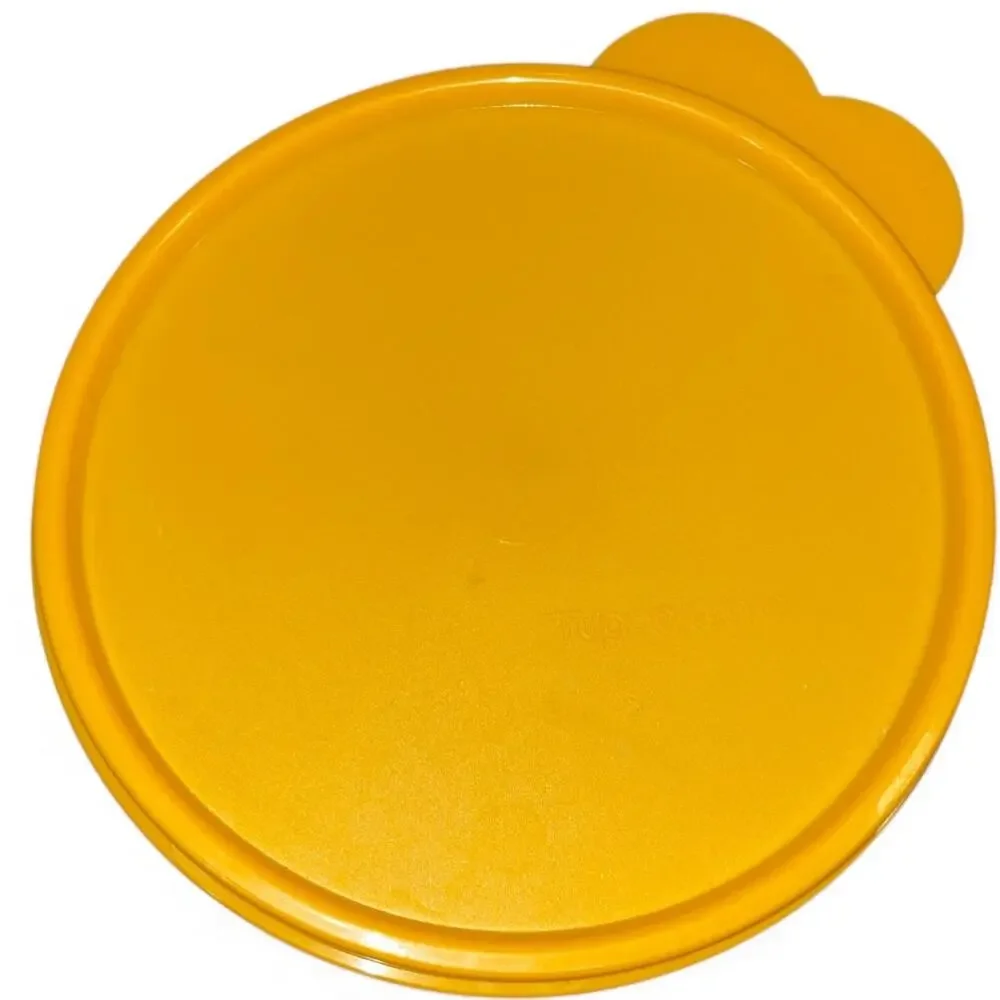 Tupperware 6